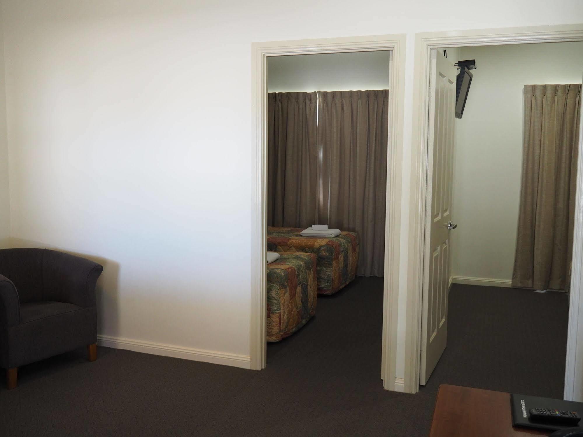 Motel Motor 4*