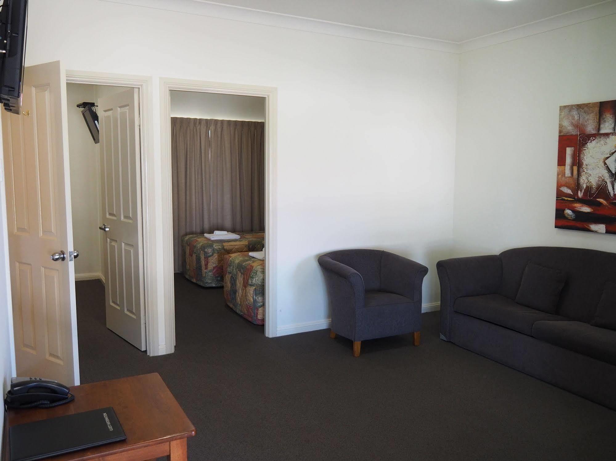Motor Motel Pittsworth