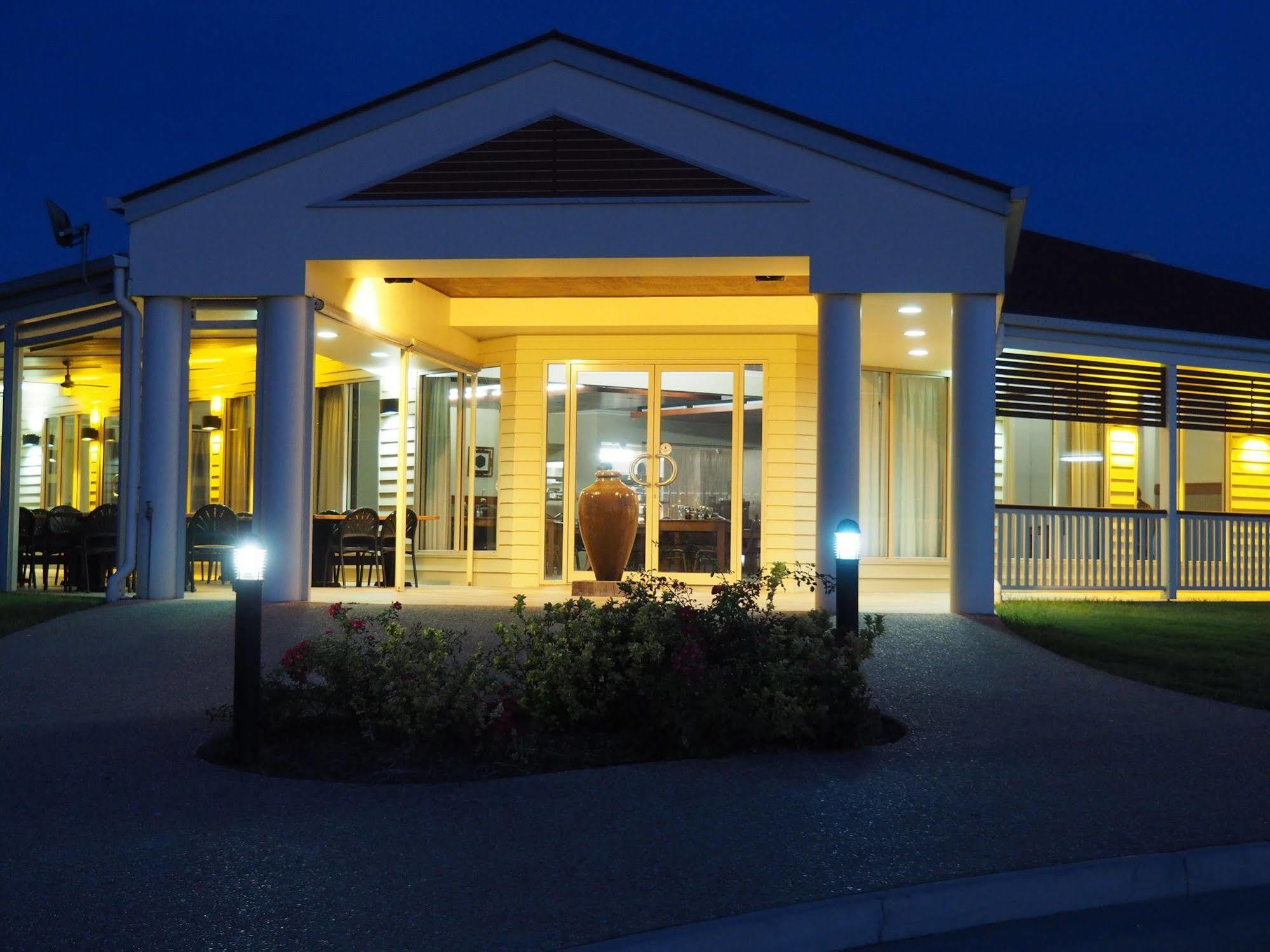 Motel Motor 4*